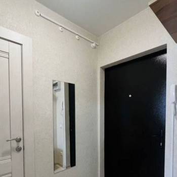 Продается 1-комнатная квартира, 37 м²