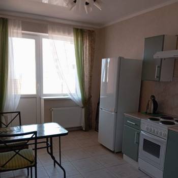 Сдается 1-комнатная квартира, 45 м²