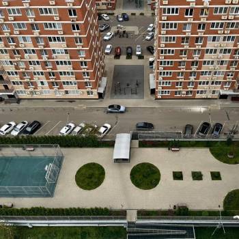 Продается 1-комнатная квартира, 35 м²