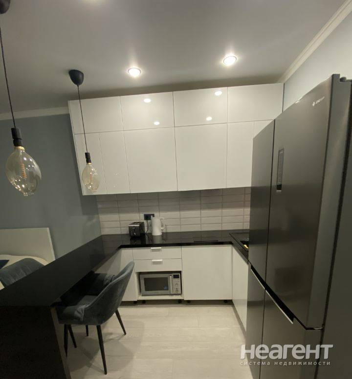 Сдам студию, п. Новая Адыгея (ул. Бжегокайская)