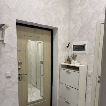 Продается 1-комнатная квартира, 49 м²