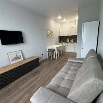 Сдается 1-комнатная квартира, 38 м²