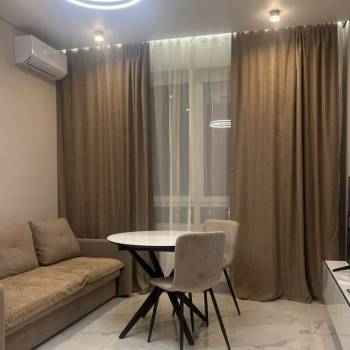 Сдается 1-комнатная квартира, 43 м²