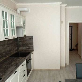 Сдается 1-комнатная квартира, 50 м²