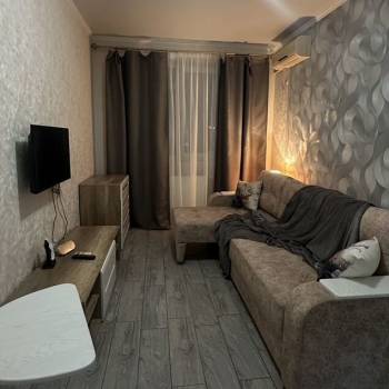 Сдается 1-комнатная квартира, 37 м²