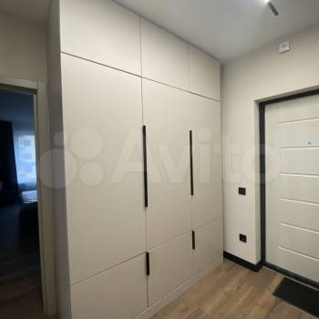 Сдается 2-х комнатная квартира, 79 м²