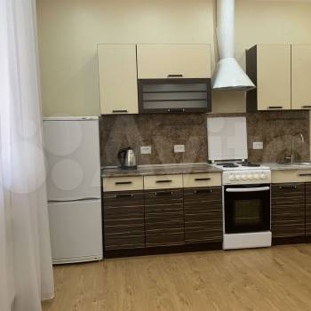 Сдается 2-х комнатная квартира, 80 м²