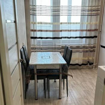 Сдается 2-х комнатная квартира, 61 м²