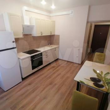 Сдается 1-комнатная квартира, 38 м²