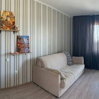 Продается 1-комнатная квартира, 41 м²