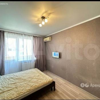 Сдается 1-комнатная квартира, 39 м²