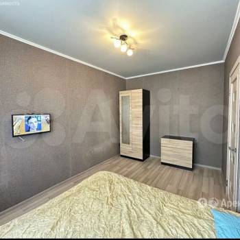 Сдается 1-комнатная квартира, 39 м²