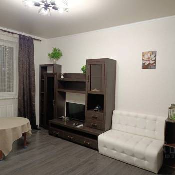 Сдается 2-х комнатная квартира, 65 м²