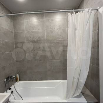 Сдается 1-комнатная квартира, 43 м²