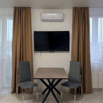 Сдается 1-комнатная квартира, 55 м²