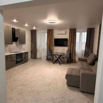 Сдается 1-комнатная квартира, 55 м²