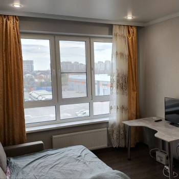 Сдается 1-комнатная квартира, 38 м²