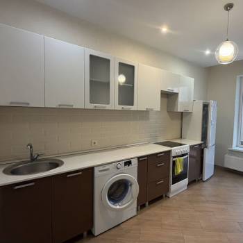 Сдается 1-комнатная квартира, 40 м²