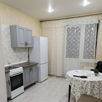 Сдается 1-комнатная квартира, 37 м²