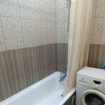 Сдается 1-комнатная квартира, 37 м²