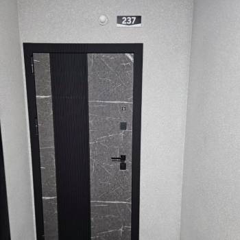 Продается 3-х комнатная квартира, 911 м²