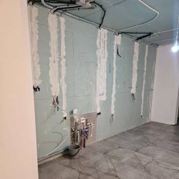 Продается 3-х комнатная квартира, 911 м²