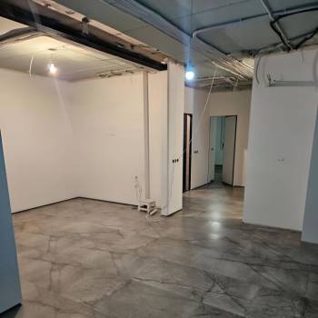 Продается 3-х комнатная квартира, 911 м²