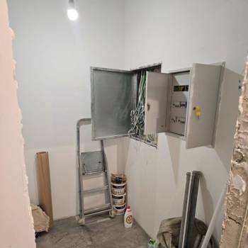 Продается 3-х комнатная квартира, 911 м²