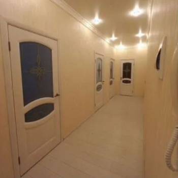 Сдается 2-х комнатная квартира, 77 м²