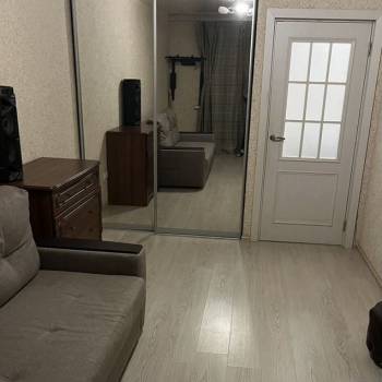 Сдается 1-комнатная квартира, 39,8 м²