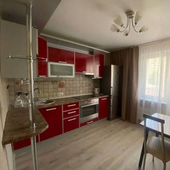 Сдается 2-х комнатная квартира, 64 м²