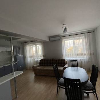 Продается 3-х комнатная квартира, 104 м²