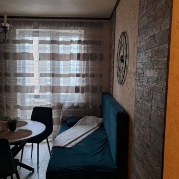 Продается 1-комнатная квартира, 45 м²