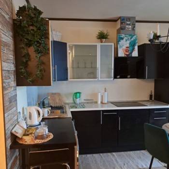 Продается 1-комнатная квартира, 45 м²