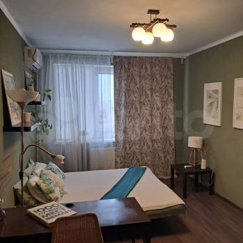 Продается 1-комнатная квартира, 45 м²