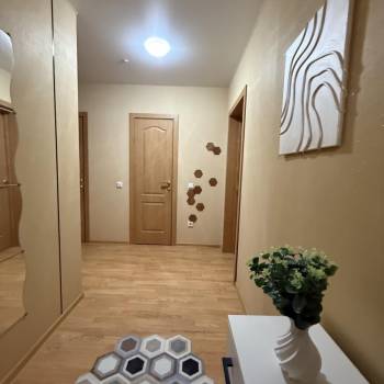 Сдается 2-х комнатная квартира, 65 м²