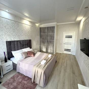 Сдается 1-комнатная квартира, 50 м²