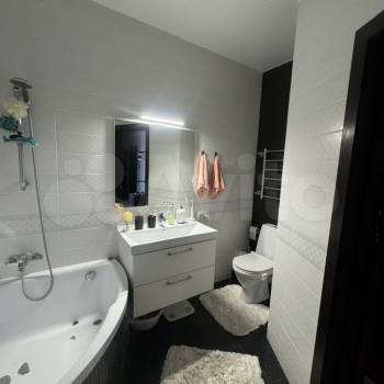 Продается 2-х комнатная квартира, 61 м²