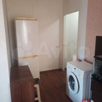 Продается 1-комнатная квартира, 32 м²