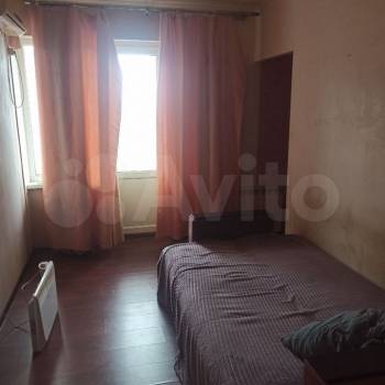 Продается 1-комнатная квартира, 32 м²