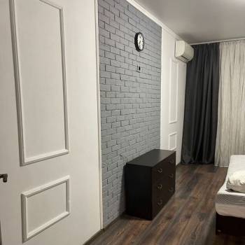 Сдается 1-комнатная квартира, 44 м²