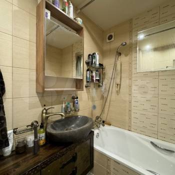 Продается 1-комнатная квартира, 37,6 м²