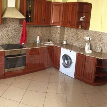 Продается 1-комнатная квартира, 48 м²