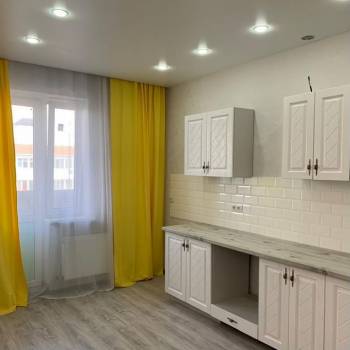 Продается 1-комнатная квартира, 37 м²