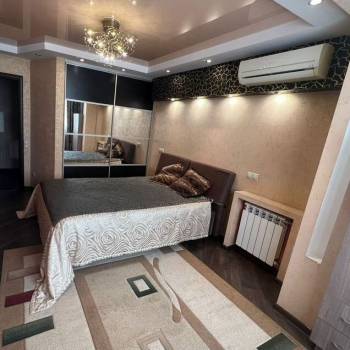 Сдается 2-х комнатная квартира, 70 м²