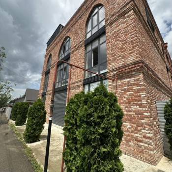 Продается Нежилое помещение, 970 м²