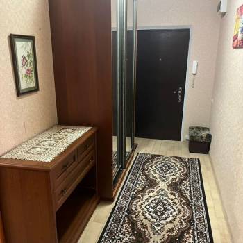 Сдается 1-комнатная квартира, 45 м²