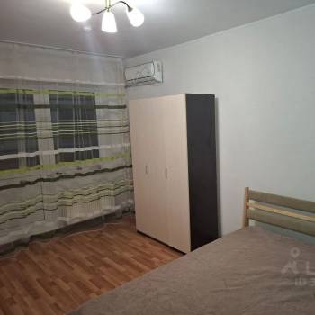 Сдается 1-комнатная квартира, 41 м²
