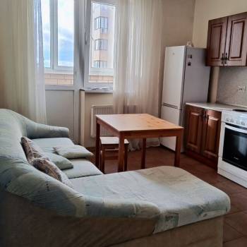 Сдается 1-комнатная квартира, 42,2 м²
