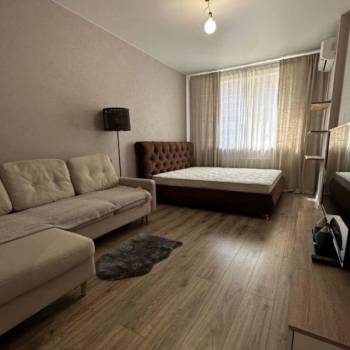 Сдается 1-комнатная квартира, 35 м²